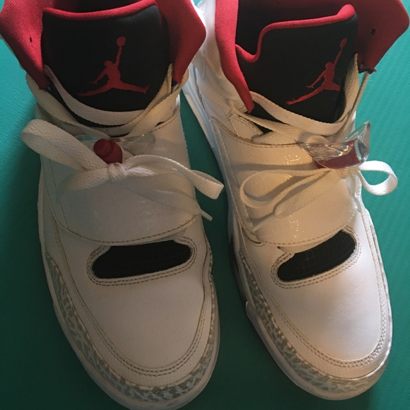 Son of mars Jordan's - Picture 4 of 5